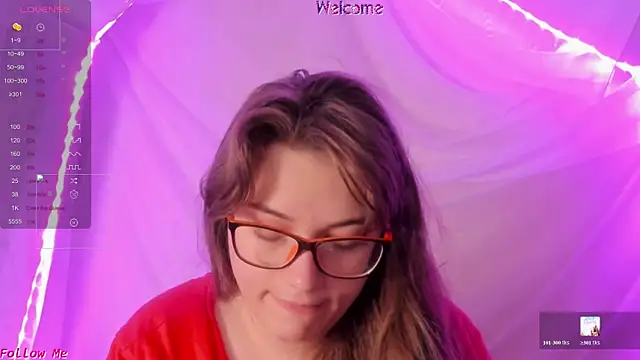 Snapshot of Seductive_She_Wolf chatting on 7, 6, 2026 Seductive She Wolf online show from 7, 6, 2026