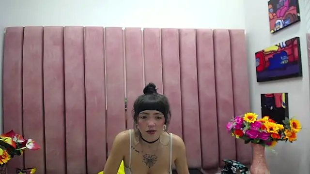 Samantha Smiith online show from 14, 12, 2024