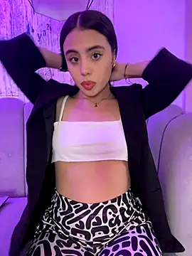 AbyThompson online show from 9, 10, 2025