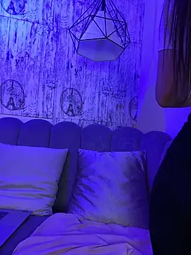 AbyThompson online show from 2, 2, 2026