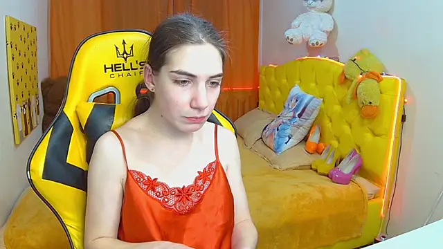 Snapshot of NikaStark_ chatting on 6, 2, 2025 NikaStark online show from 6, 2, 2025