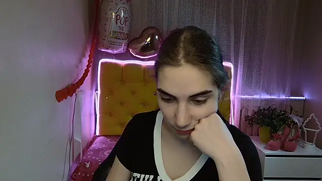 Snapshot of NikaStark_ chatting on 9, 3, 2025 NikaStark online show from 9, 3, 2025