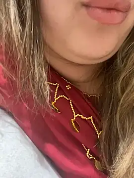 yassminsexy22 online show from 20, 5, 2026