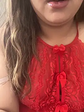 yassminsexy22 online show from 13, 6, 2026