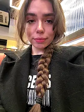 pantyless online show from 30, 9, 2025