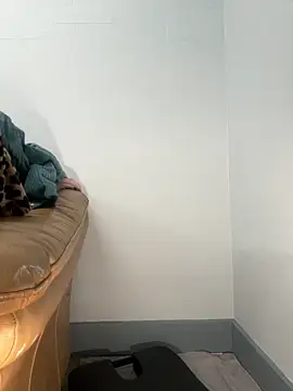 UtopianMisfit1 online show from 17, 4, 2026