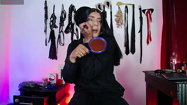 akinoro  online show from 4, 2, 2026