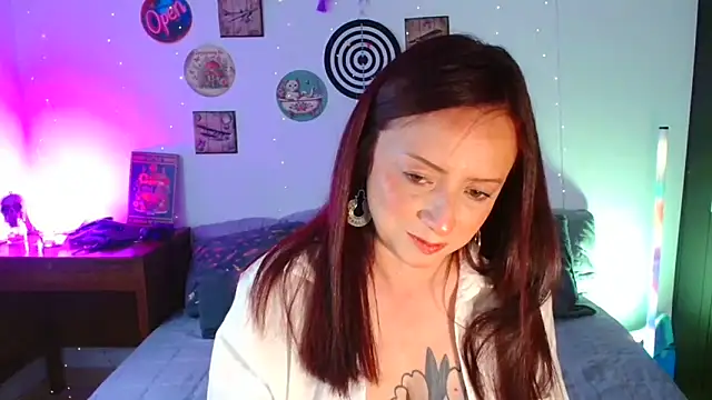 catalinamommyx online show from 22, 2, 2026