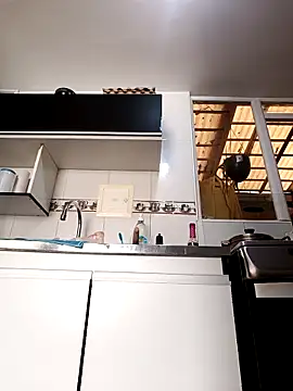 Bonny Klote online show from 27, 10, 2025