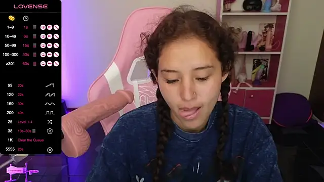 redbarbiedollx online show from 15, 3, 2025