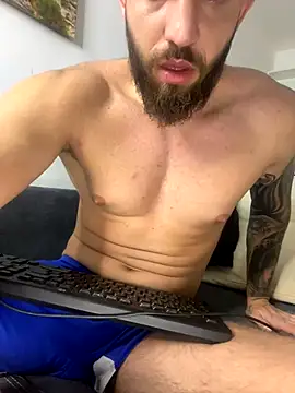 LoveIsBlind  online show from 28, 9, 2025