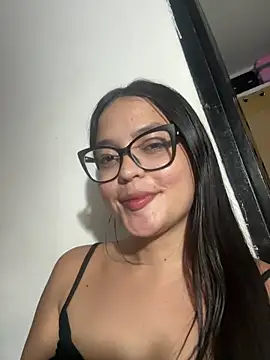 Snapshot of Karla-sexy01 chatting on 7, 3, 2025 Karla-sexy01 online show from 7, 3, 2025