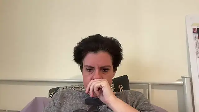 Jess4you0818 online show from 1, 4, 2026