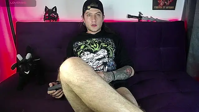 Snapshot of blckwolf_6 chatting on 8, 1, 2025 blckwolf 6 online show from 8, 1, 2025