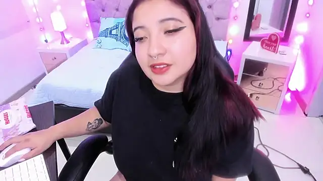 Emma monserrat online show from 19, 1, 2025