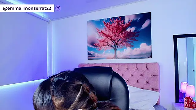 Emma monserrat online show from 3, 3, 2026