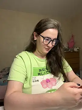 Snapshot of hungry1bunny chatting on 12, 6, 2026 hungry1bunny online show from 12, 6, 2026