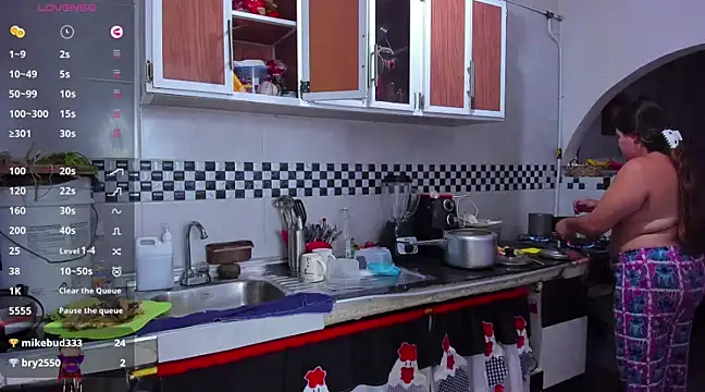 Snapshot of Sharon_hils chatting on 20, 12, 2024 Sharon hils online show from 20, 12, 2024