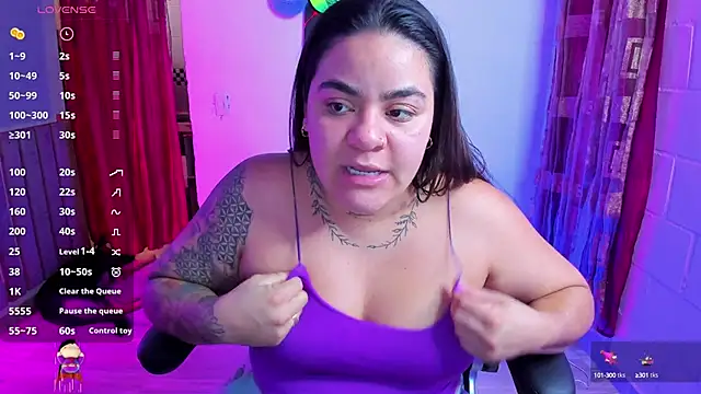 Snapshot of Sharon_hils chatting on 17, 2, 2025 Sharon hils online show from 17, 2, 2025