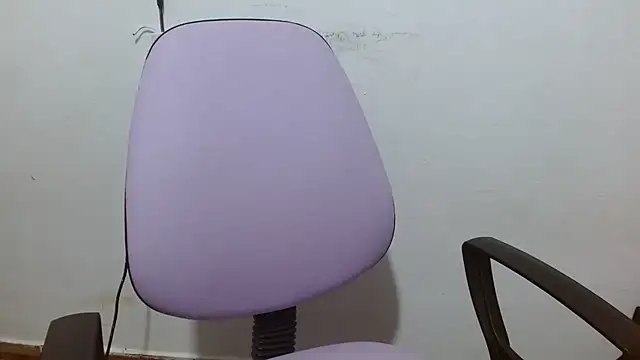 Snapshot of charlotte_slut chatting on 25, 6, 2026 charlotte slut online show from 25, 6, 2026