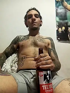 Snapshot of HornetBigDickonYou chatting on 13, 12, 2024 HornetBigDickonYou online show from 13, 12, 2024