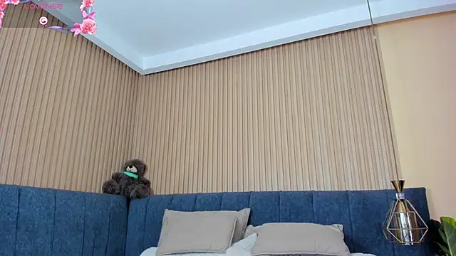 kathecute   online show from 6, 11, 2025