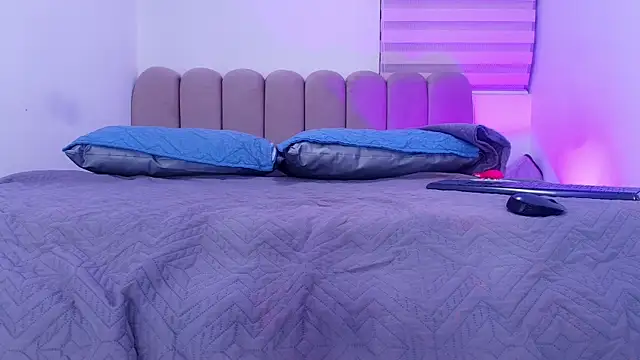 nicol f online show from 9, 4, 2026