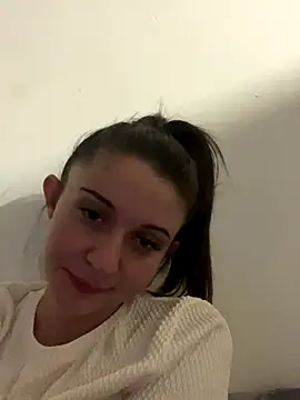 Snapshot of vienncica chatting on 15, 10, 2025 vienncica online show from 15, 10, 2025