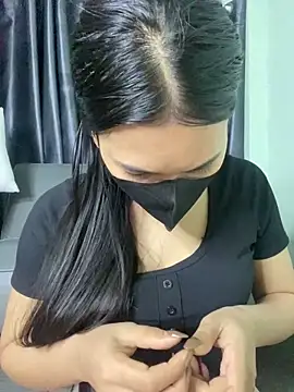 Ly Coca24 online show from 4, 4, 2026