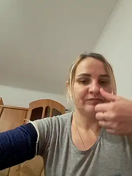 Snapshot of Malichkaanna30 chatting on 6, 2, 2025 Malichkaanna30 online show from 6, 2, 2025