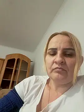 Snapshot of Malichkaanna30 chatting on 22, 3, 2025 Malichkaanna30 online show from 22, 3, 2025