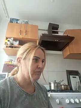 Malichkaanna30 online show from 24, 2, 2026