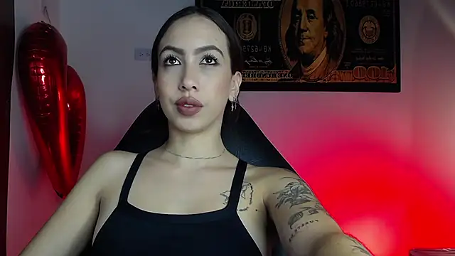 Snapshot of scarlett_buttock chatting on 5, 3, 2025 scarlett buttock online show from 5, 3, 2025