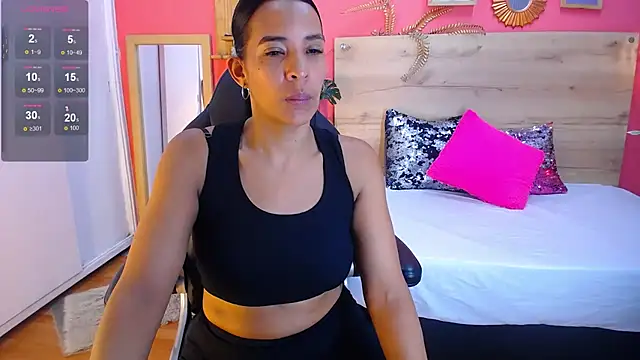 Snapshot of scarlet-foox chatting on 4, 3, 2025 scarlet-foox online show from 4, 3, 2025