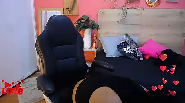 Snapshot of scarlet-foox chatting on 14, 3, 2025 scarlet-foox online show from 14, 3, 2025