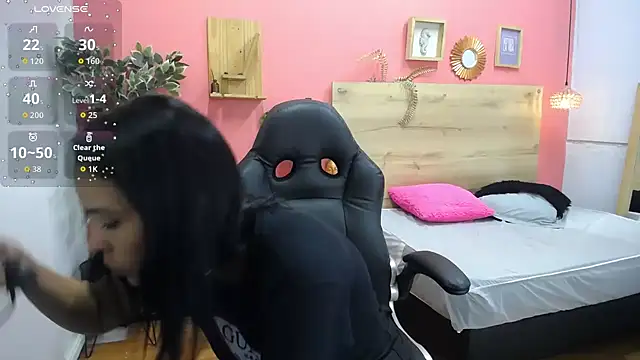 Snapshot of scarlet-foox chatting on 29, 9, 2025 scarlet-foox online show from 29, 9, 2025