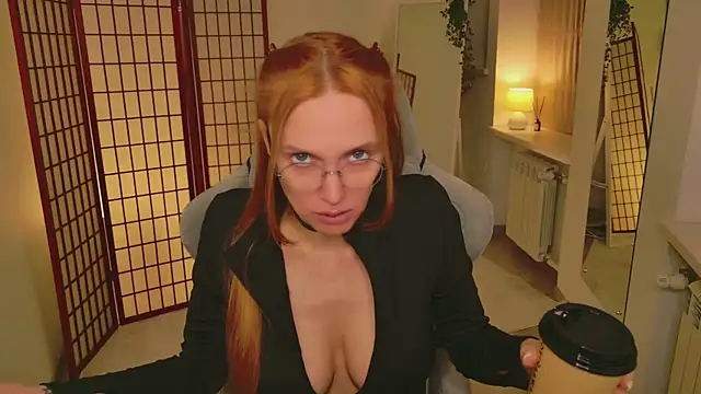 Love Call online show from 25, 11, 2025