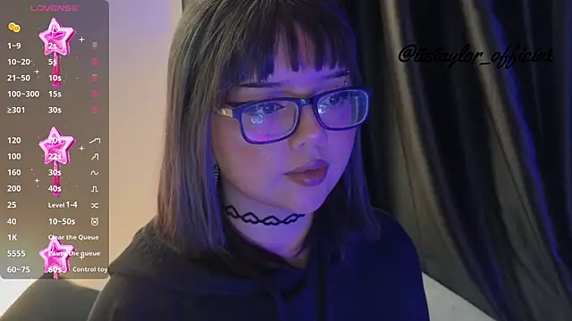 Snapshot of missy_taylor_ chatting on 4, 6, 2026 missy taylor online show from 4, 6, 2026