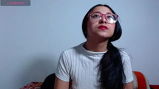 Snapshot of Hot_Teens69 chatting on 6, 12, 2024 Hot Teens69 online show from 6, 12, 2024