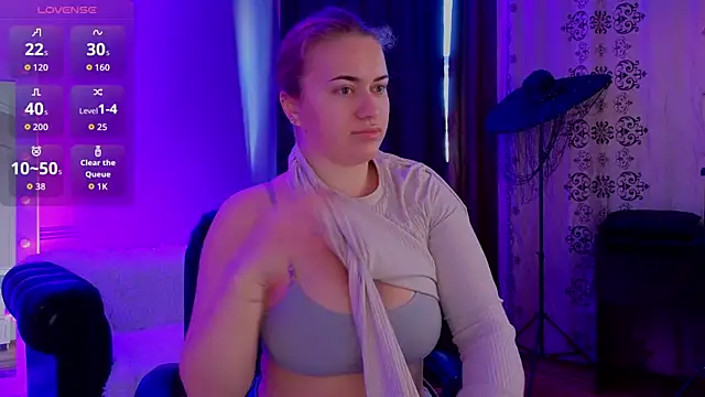 Ariell Margot  online show from 17, 10, 2025