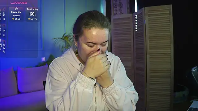 Ariell Margot  online show from 18, 10, 2025