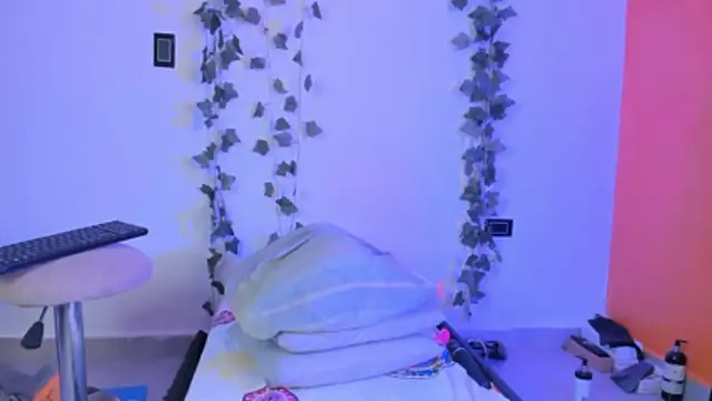 Cataleya19   online show from 18, 2, 2026