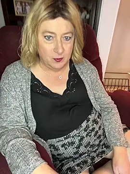 BookBabe27 online show from 2, 12, 2024