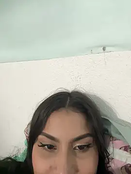 Snapshot of ValenSuarez25 chatting on 23, 6, 2026 ValenSuarez25 online show from 23, 6, 2026