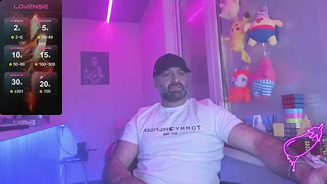 MAGABEAR077 online show from 5, 2, 2025
