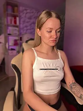 Snapshot of Devill_Angel_ chatting on 11, 2, 2025 Devill Angel online show from 11, 2, 2025