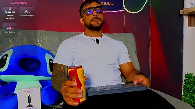 Snapshot of ERIC_HARRISON chatting on 19, 2, 2026 ERIC HARRISON online show from 19, 2, 2026