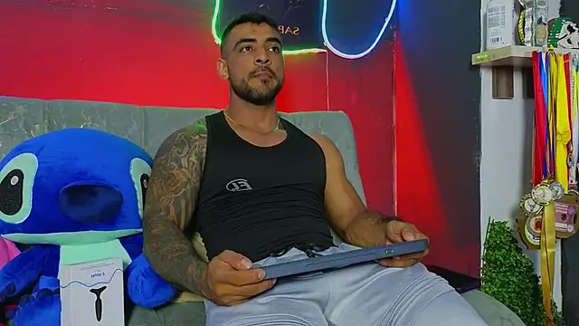 Snapshot of ERIC_HARRISON chatting on 24, 2, 2026 ERIC HARRISON online show from 24, 2, 2026