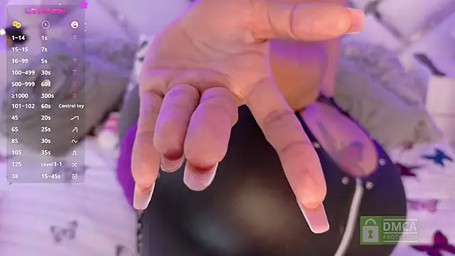 Snapshot of EmilyLeah_ chatting on 10, 1, 2025 EmilyLeah online show from 10, 1, 2025