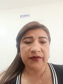 Snapshot of Hannahcandyy chatting on 9, 6, 2026 Hannahcandyy online show from 9, 6, 2026